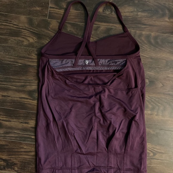 🤠BOGO 50%🤠 Lululemon CYB tank - Picture 4 of 5